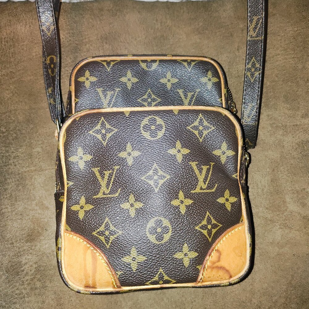 Louis Vuitton Amazone Crossbody Shoulder Bag